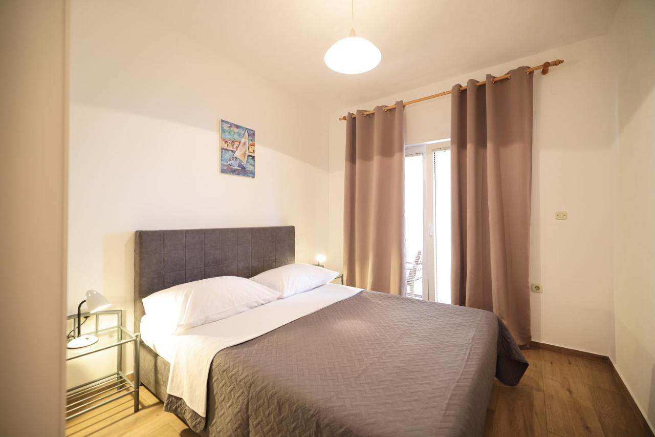 Apartments Kiara Бибине Екстериор снимка