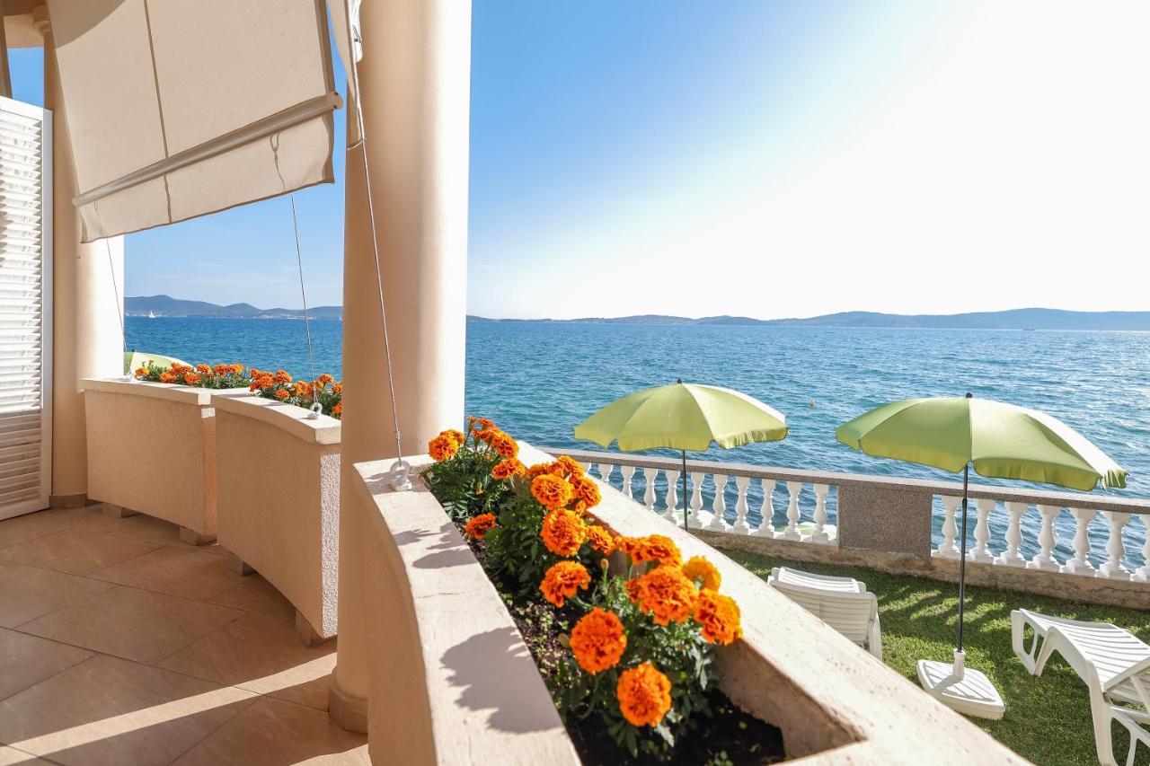 Apartments Kiara Бибине Екстериор снимка