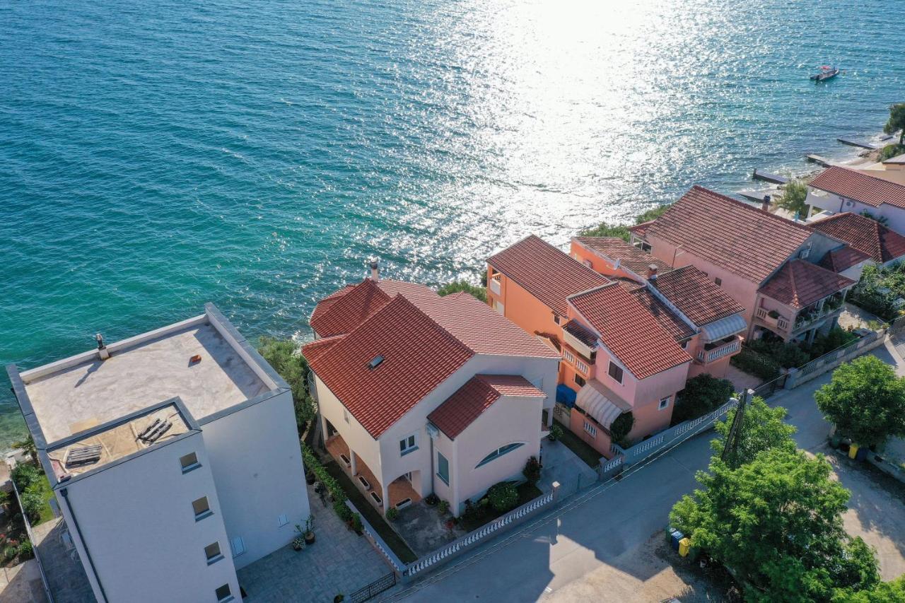 Apartments Kiara Бибине Екстериор снимка