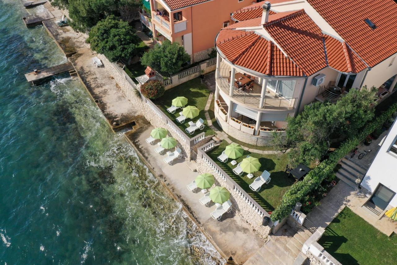 Apartments Kiara Бибине Екстериор снимка